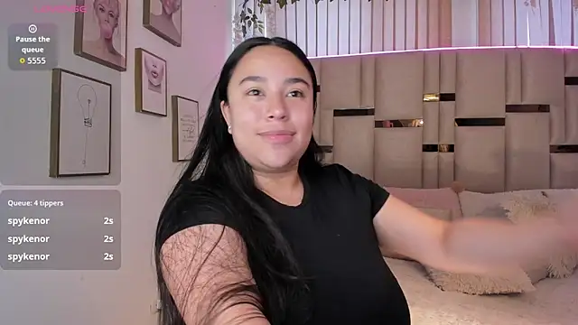 Zoey thompson online show from 16, 3, 2026