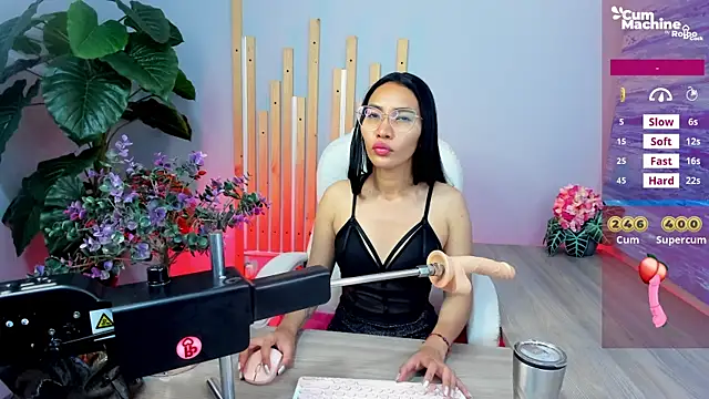 lucyy liiuu online show from 9, 9, 2025