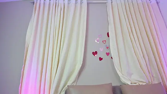 lucyy liiuu online show from 12, 10, 2025