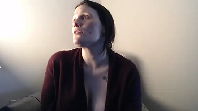 GabbyTate online show from 6, 3, 2026