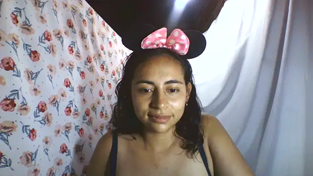 Anabelhotxx16 online show from 22, 10, 2025