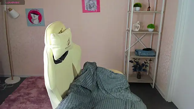 R0cket bunny online show from 13, 9, 2025