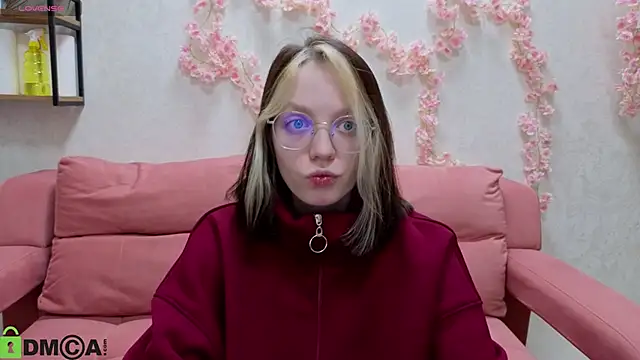 R0cket bunny online show from 3, 12, 2025