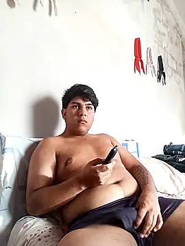 Snapshot of negritovergudo05 chatting on 27, 11, 2025 negritovergudo05 online show from 27, 11, 2025
