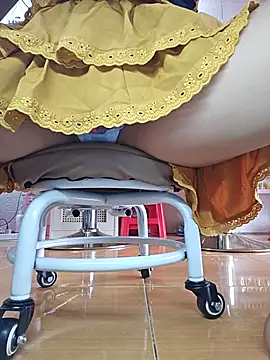 Nail Yummy online show from 6, 11, 2025