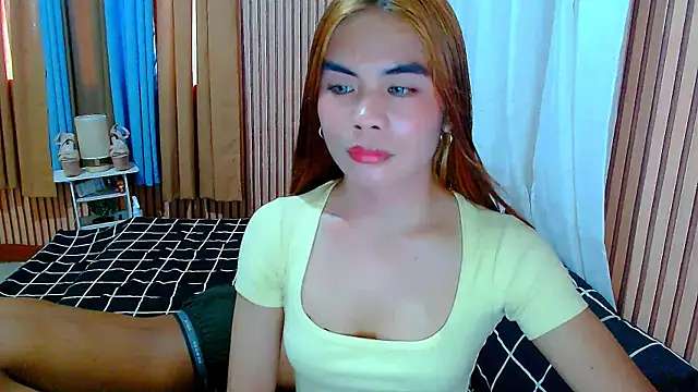 mikhaylahanderson online show from 10, 10, 2025