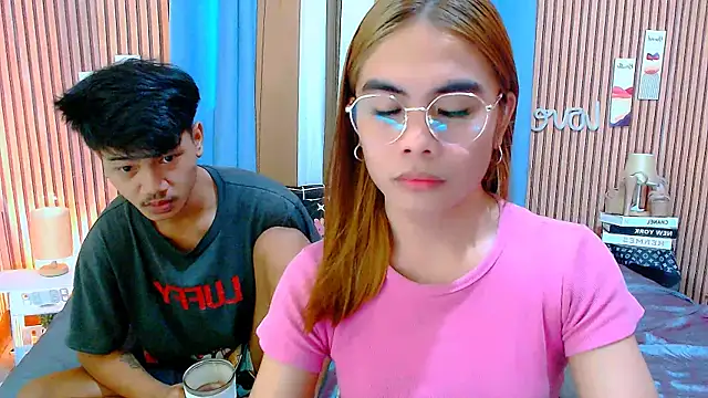 mikhaylahanderson online show from 4, 11, 2025