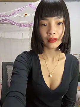 Snapshot of andymi1 chatting on 31, 10, 2025 andymi1 online show from 31, 10, 2025