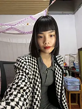 Snapshot of andymi1 chatting on 26, 10, 2025 andymi1 online show from 26, 10, 2025