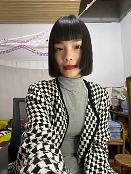 Snapshot of andymi1 chatting on 2, 11, 2025 andymi1 online show from 2, 11, 2025