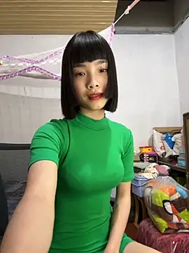 Snapshot of andymi1 chatting on 5, 10, 2025 andymi1 online show from 5, 10, 2025