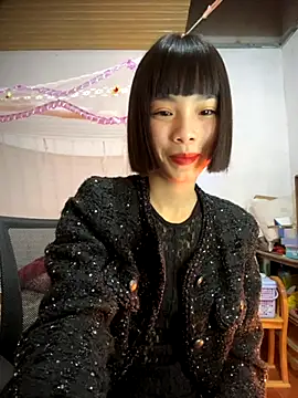 Snapshot of andymi1 chatting on 27, 11, 2025 andymi1 online show from 27, 11, 2025