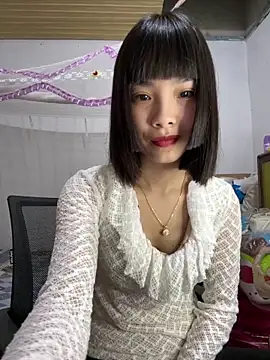 Snapshot of andymi1 chatting on 27, 9, 2025 andymi1 online show from 27, 9, 2025