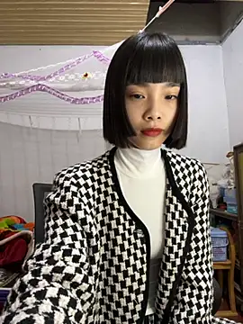 Snapshot of andymi1 chatting on 3, 11, 2025 andymi1 online show from 3, 11, 2025