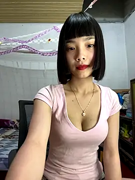 Snapshot of andymi1 chatting on 2, 10, 2025 andymi1 online show from 2, 10, 2025