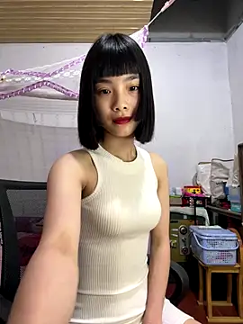 Snapshot of andymi1 chatting on 19, 10, 2025 andymi1 online show from 19, 10, 2025