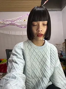 Snapshot of andymi1 chatting on 16, 11, 2025 andymi1 online show from 16, 11, 2025