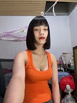 Snapshot of andymi1 chatting on 8, 6, 2026 andymi1 online show from 8, 6, 2026
