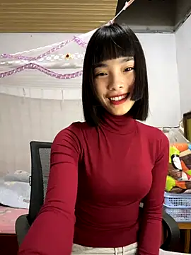 Snapshot of andymi1 chatting on 28, 10, 2025 andymi1 online show from 28, 10, 2025