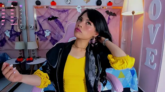 anyjones  online show from 30, 10, 2025