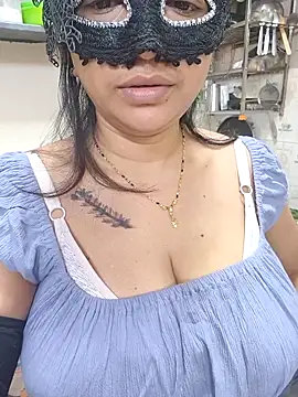 Queen Nightt online show from 16, 1, 2026