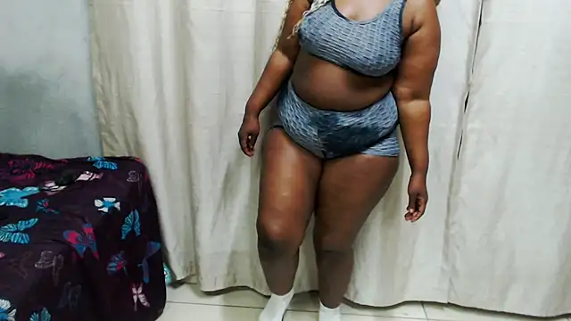 curvydarckcohocolate online show from 13, 7, 2026