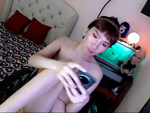 ShantalFoxxy  online show from 6, 11, 2025