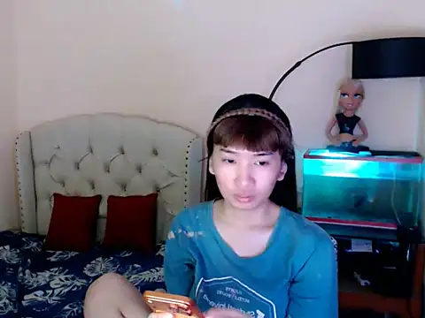 ShantalFoxxy  online show from 14, 4, 2026