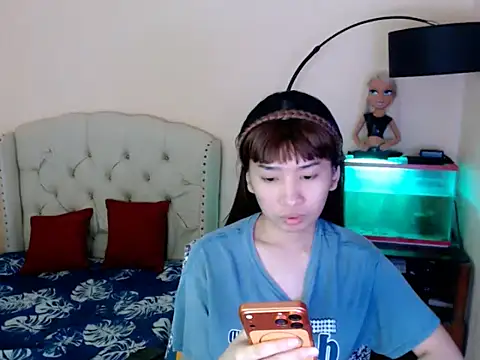 ShantalFoxxy  online show from 20, 2, 2026