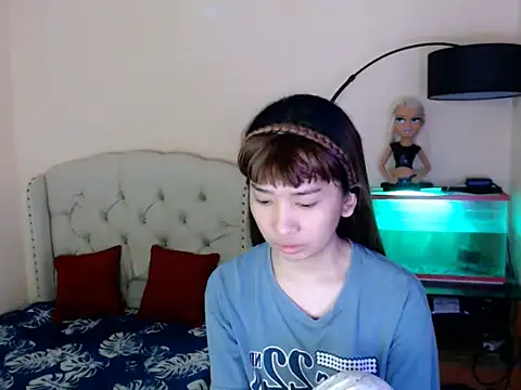 ShantalFoxxy  online show from 2, 3, 2026