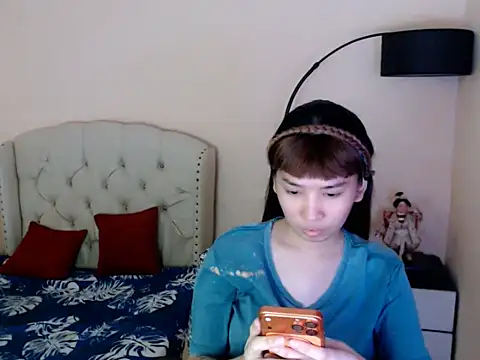 Snapshot of ShantalFoxxy_ chatting on 8, 7, 2026 ShantalFoxxy online show from 8, 7, 2026