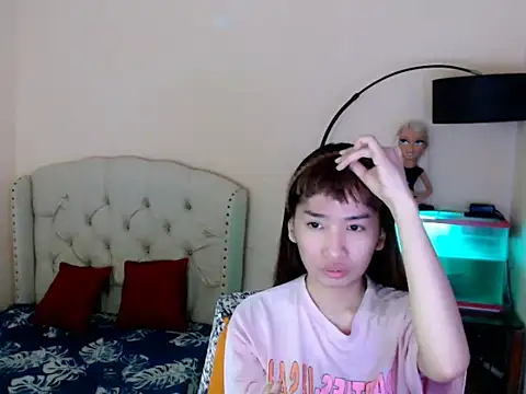 ShantalFoxxy  online show from 26, 3, 2026