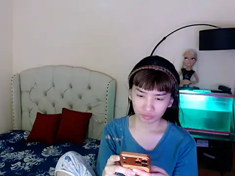 ShantalFoxxy  online show from 23, 3, 2026