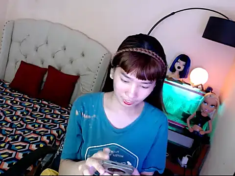 ShantalFoxxy  online show from 4, 11, 2025