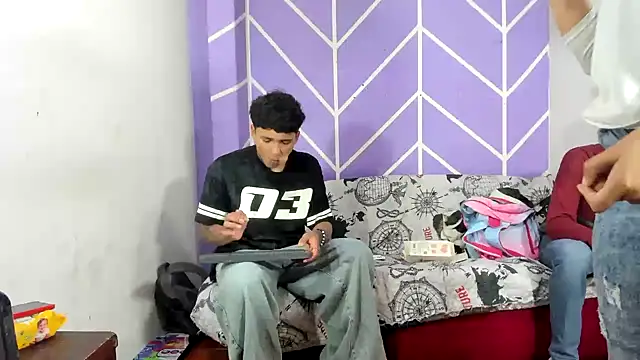 lau and boys18 online show from 21, 10, 2025