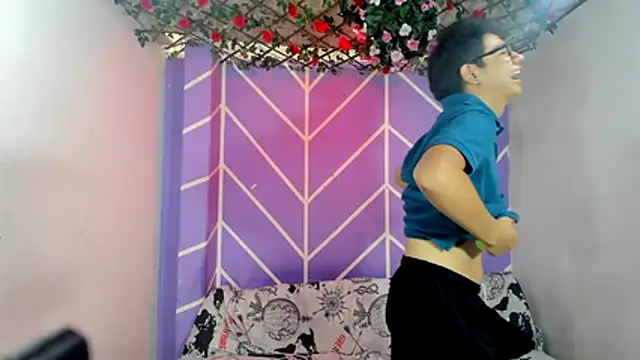 lau and boys18 online show from 25, 10, 2025