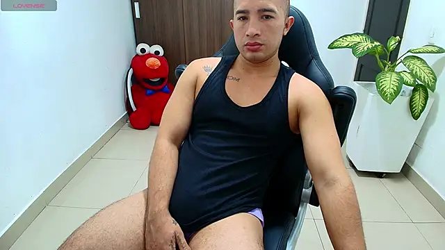 sebastian oconnor77 online show from 17, 10, 2025