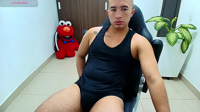 sebastian oconnor77 online show from 9, 10, 2025