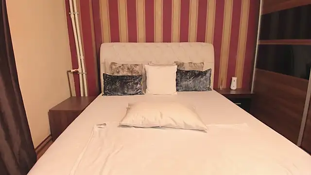 MadameCrowford online show from 21, 11, 2025