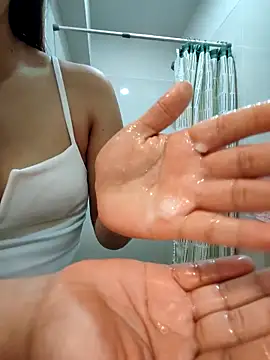 airamoon online show from 9, 9, 2025