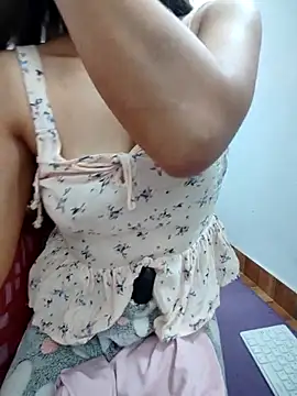 airamoon online show from 5, 10, 2025