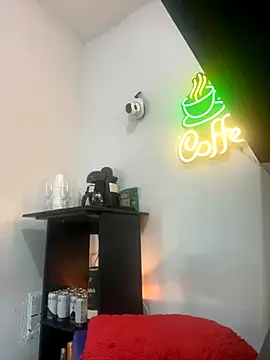 Snapshot of AlexxiaaMat chatting on 10, 9, 2025 AlexxiaaMat online show from 10, 9, 2025