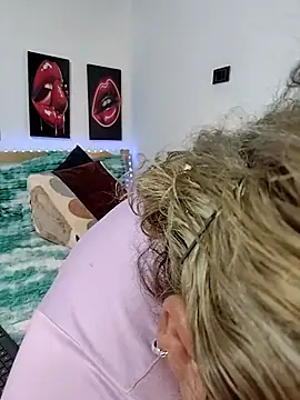 Snapshot of AlexxiaaMat chatting on 17, 2, 2026 AlexxiaaMat online show from 17, 2, 2026