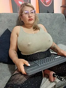 AlexxiaaMat online show from 9, 1, 2026