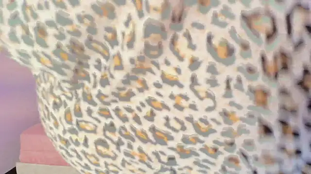 sweet artemiis online show from 30, 10, 2025