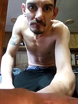 mike42088 online show from 10, 1, 2026