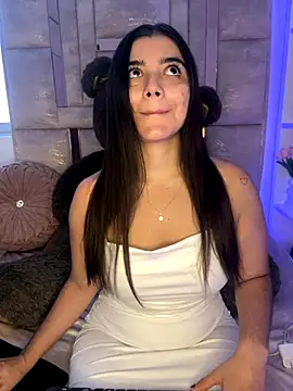 Snapshot of salomecute21 chatting on 21, 10, 2025 salomecute21 online show from 21, 10, 2025