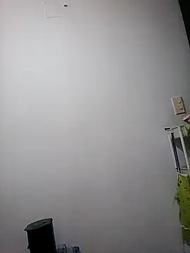 Natzu Choi online show from 27, 9, 2025