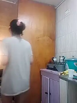 Natzu Choi online show from 28, 9, 2025