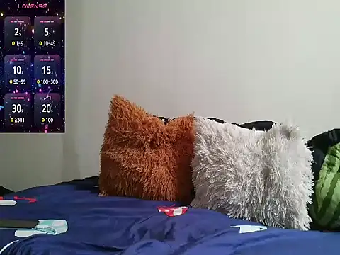 Natzu Choi online show from 4, 11, 2025